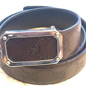 Men’s Gucci Belt.